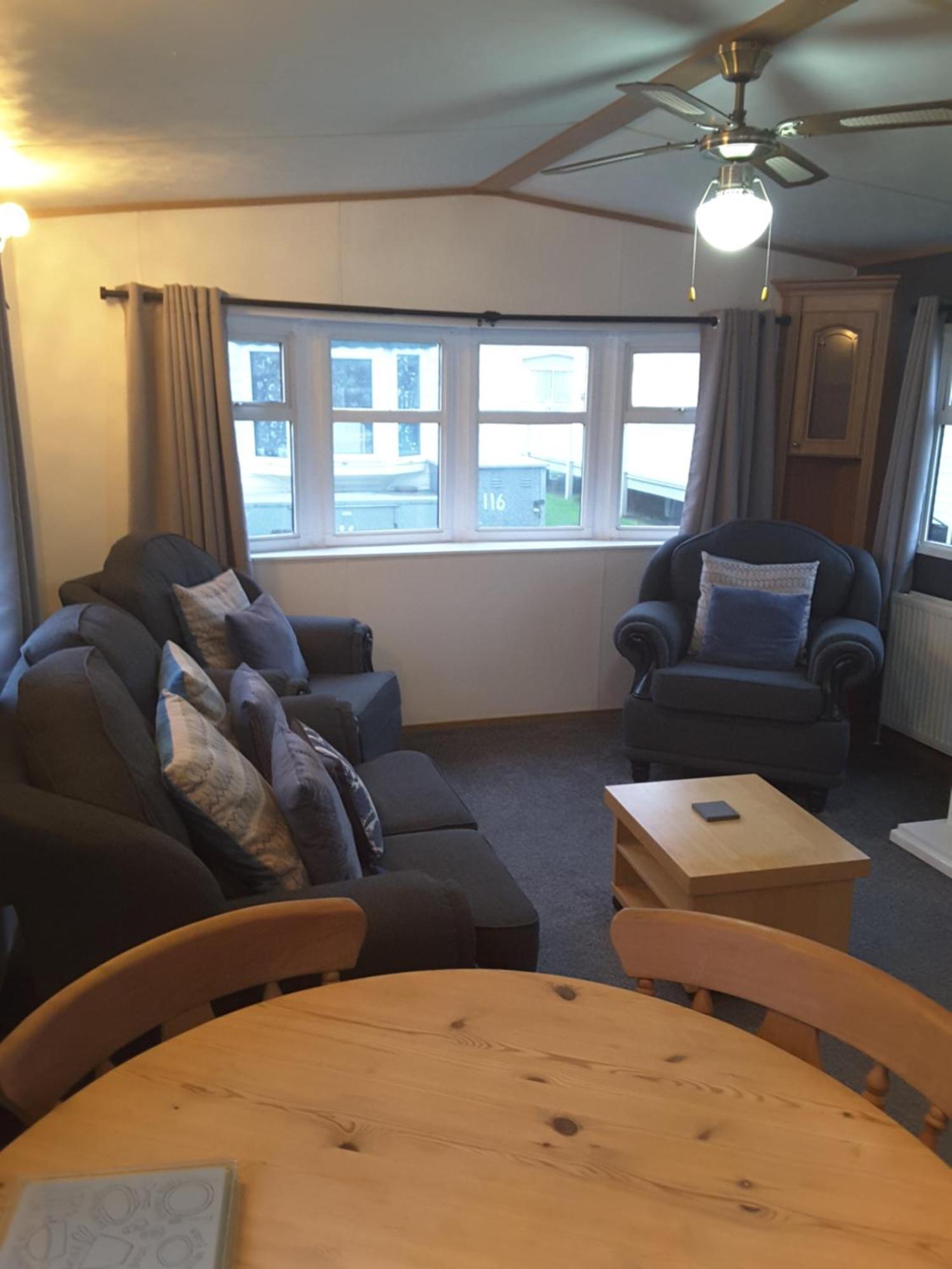 Seaview Caravan Park Инголдмелс Екстериор снимка